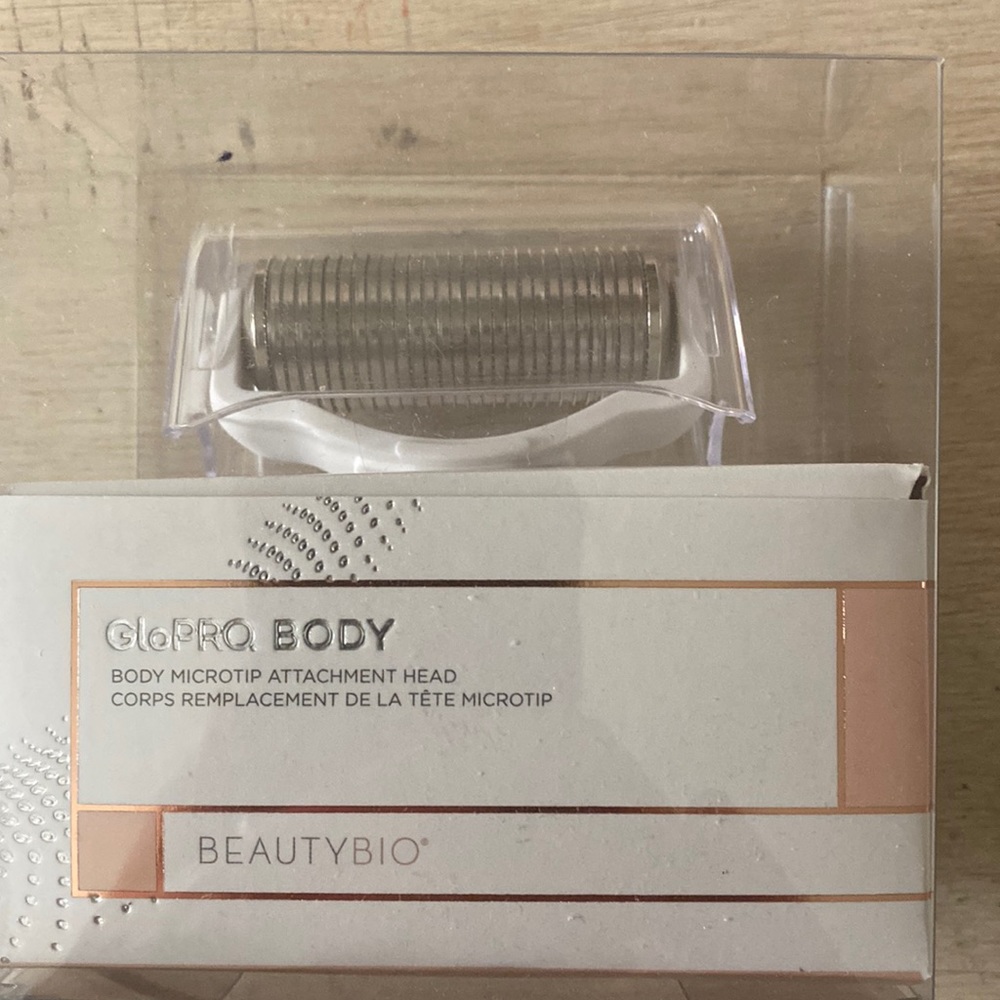 GloPro body microtips attachment head